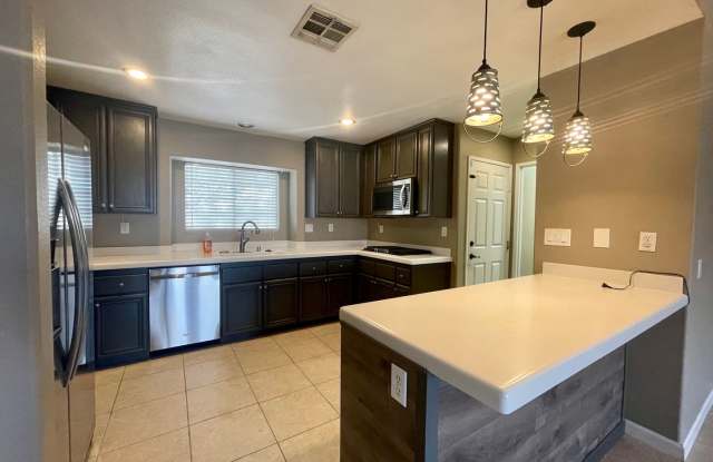 COMING SOON!!! Beautiful 3 Bedroom, 2 Bathroom + Den Residence in the Heart of La Quinta! photos photos