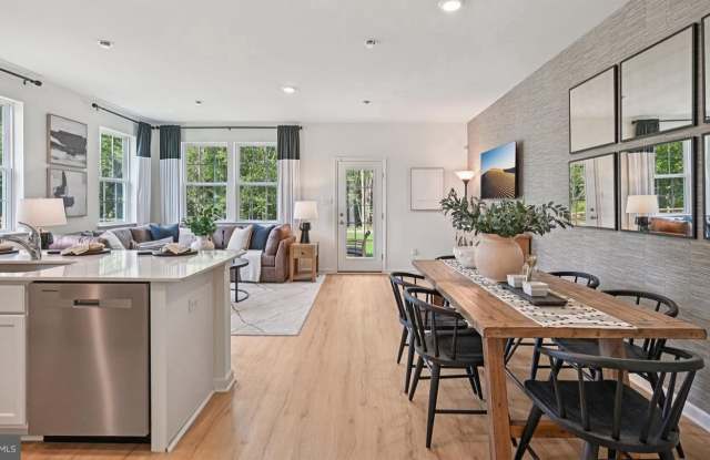 22 WHALER Drive Gallery 3
