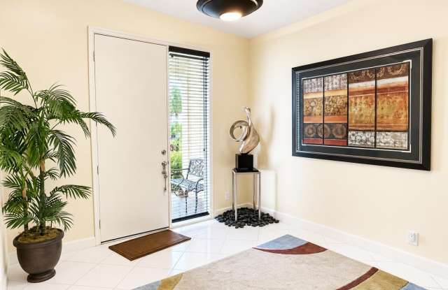 6325 GRAYCLIFF Drive Gallery 4
