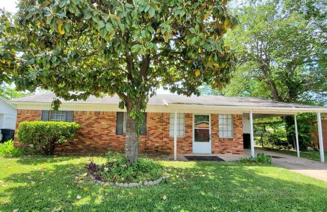 Southern Terrace - Just around the corner from Airline and Shed Road - 2839 Rebel Drive, Bossier City, LA 71111