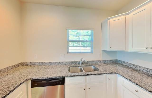 1218 Oak Haven Dr Gallery 4