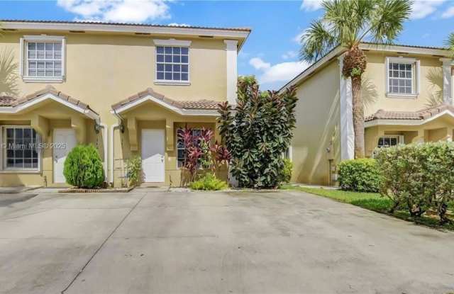 340 SW 121st Ter photos photos