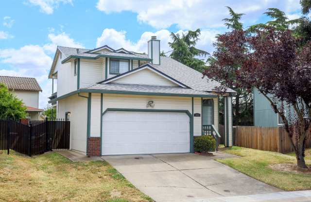 183 Creekside Circle - 183 Creekside Circle, Sacramento, CA 95823