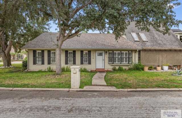 5414 GUAVA DR - 5414 Guava Drive, Palm Valley, TX 78552