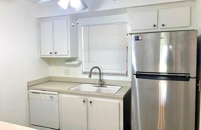 12023 W Greenway Drive Gallery 2