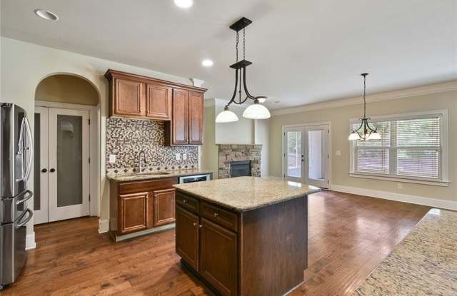 4530 Fernbrook Place Gallery 4