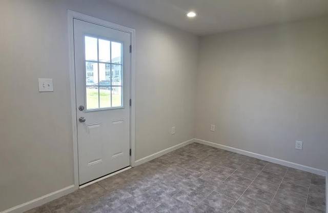 67 WIGGLES Court Gallery 3