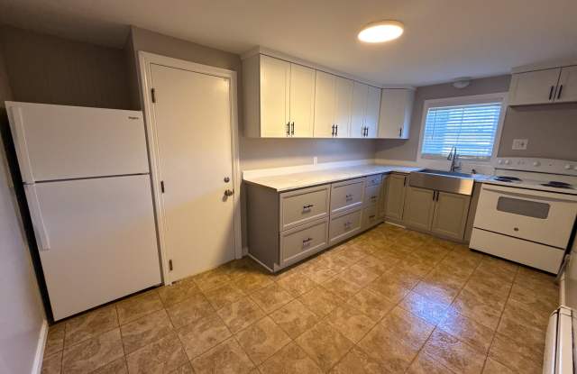 223 Connecticut 169 - 2B photos photos