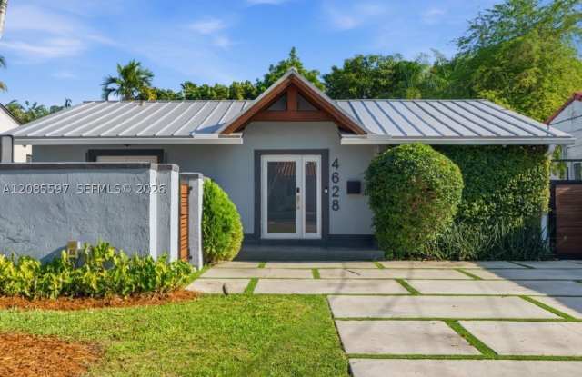 4628 SW 10th St photos photos 4628 SW 10th St photos photos