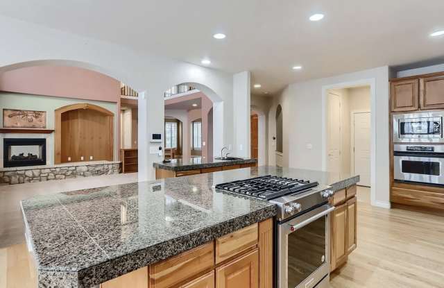 1032 Wyndemere Circle - 1032 Wyndemere Circle, Longmont, CO 80504