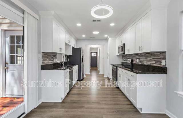 911 Bellgate Court Gallery 3