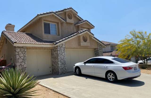 Big Beautiful Home - 27909 Golden Hill Court, Menifee, CA 92585