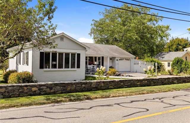 331 Third Beach Road Gallery 2