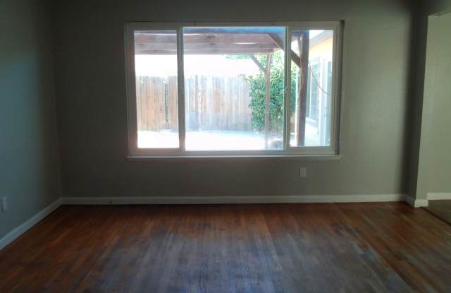 2231 Edwards Street Gallery 4