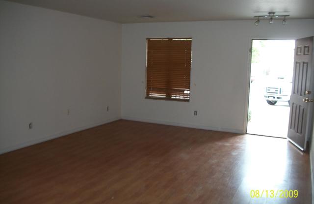 4826 N 92ND Lane Gallery 2