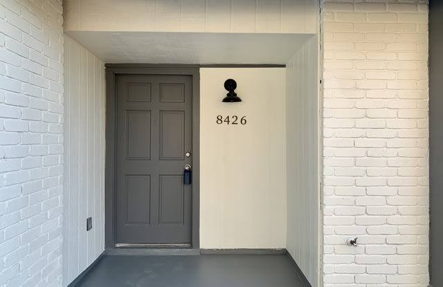 8426 GREENHAM Gallery 3