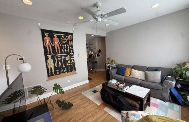 4716 N Bernard St Gallery 3