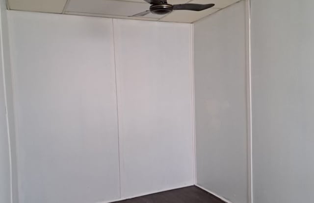 Two bedroom home in Port Richmond for rent Gallery 2