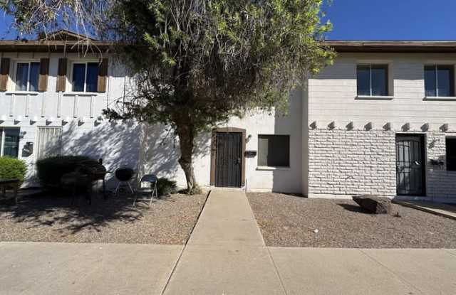 4624 North 71st Lane - 4624 North 71st Lane, Phoenix, AZ 85033