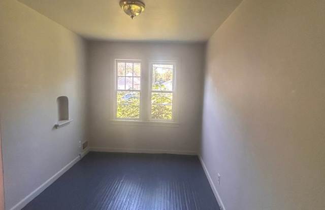 4026 Weisser Park Gallery 4