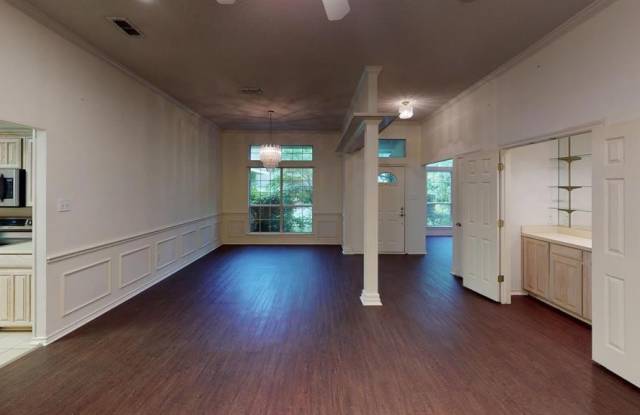 6417 Lago Vista Drive Gallery 2