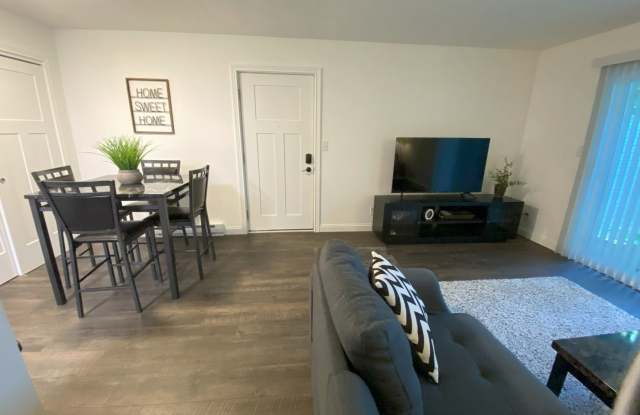 24 Flats Gallery 2