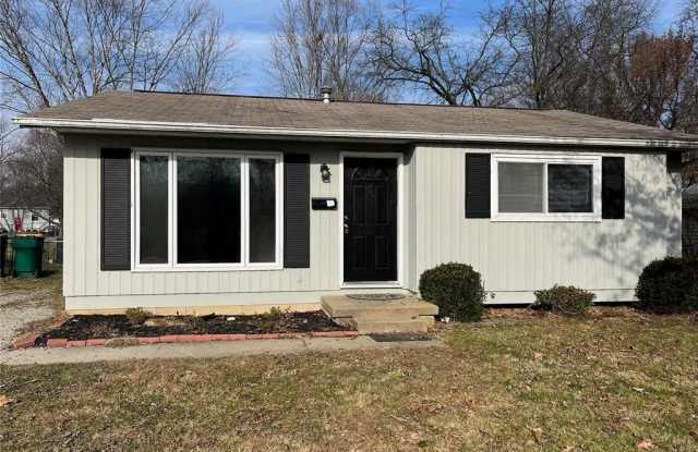 710 W MADISON Street - 710 West Madison Street, O'Fallon, IL 62269