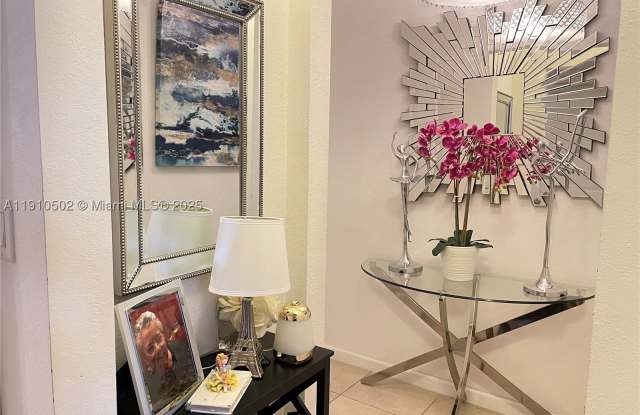 27563 SW 139th Psge Gallery 2