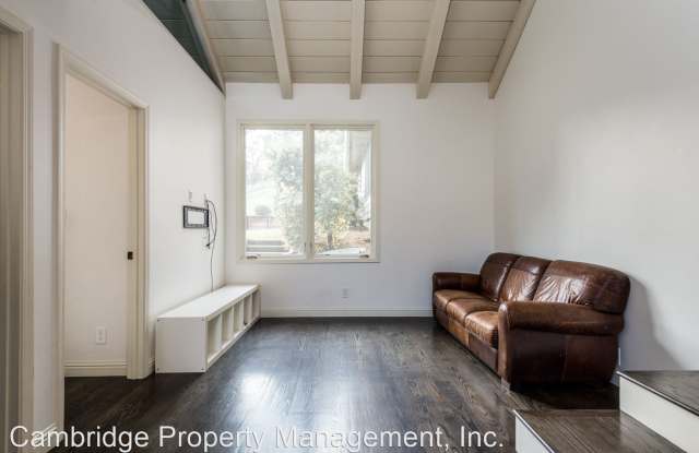 12911 Atherton Ct. Gallery 4