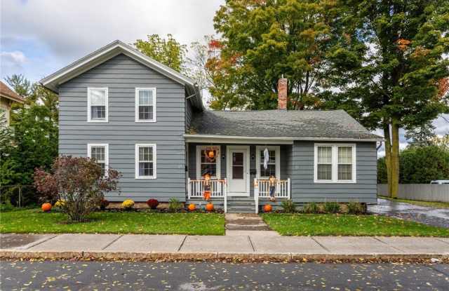 25 Pleasant Street photos photos