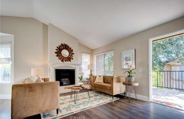 31 Hemlock Gallery 3