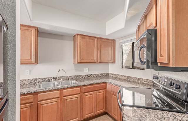 Awesome 2-Level Condo in Prime Scottsdale Location – Unit #15 photos photos