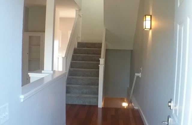 1409 Edgemont St Gallery 4
