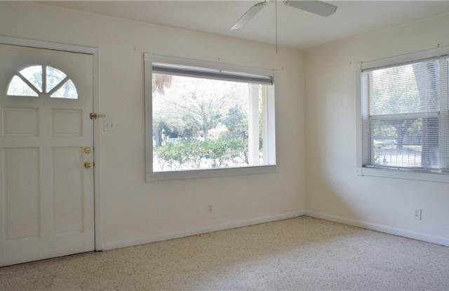 122 BOSPHOROUS AVENUE Gallery 2