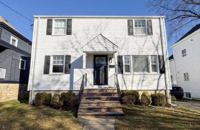 19 Hazlett St - 19 Hazlett Street, Morristown, NJ 07960