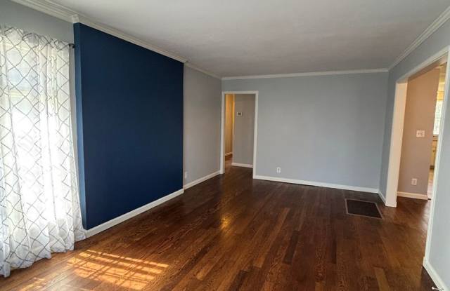 Perfect and Updated Rental close to TU! photos photos