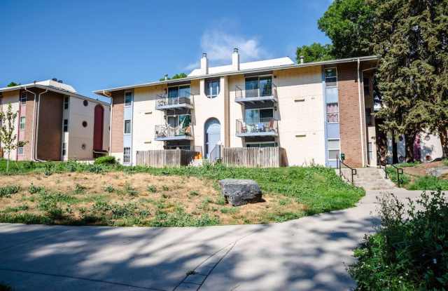 Top Floor Cottonwood Villas Condo - Available Now!! photos photos