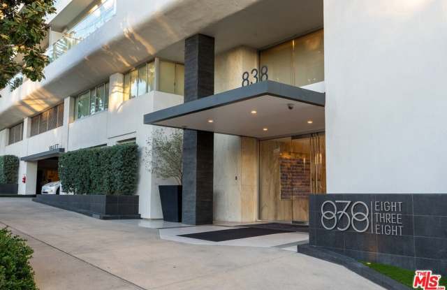 838 N Doheny Dr Gallery 2