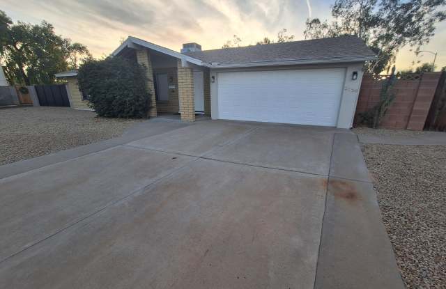 2839 E ALTADENA Avenue photos photos