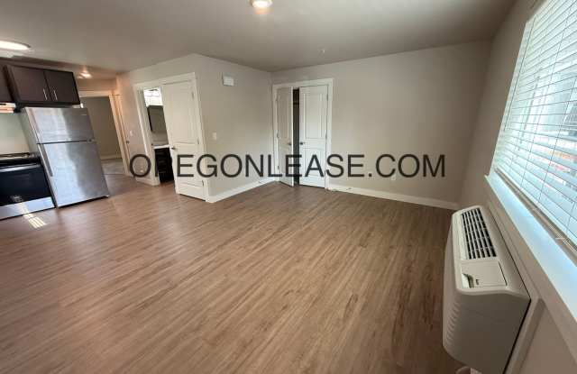 Newer 2-Bedroom Apartment located off Jasper rd in South Springfield photos photos