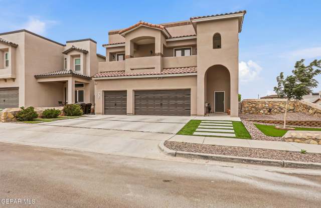 672 LA ENTRADA Circle photos photos