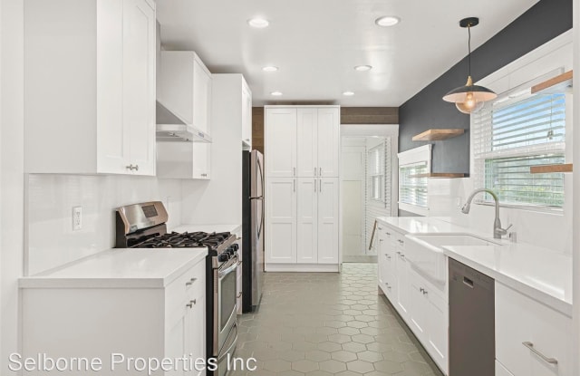 5317 Normandie Ave - 5317 Normandie Avenue, Oakland, CA 94619