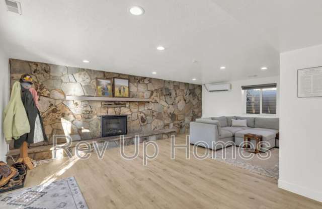 492 E 100 S photos photos