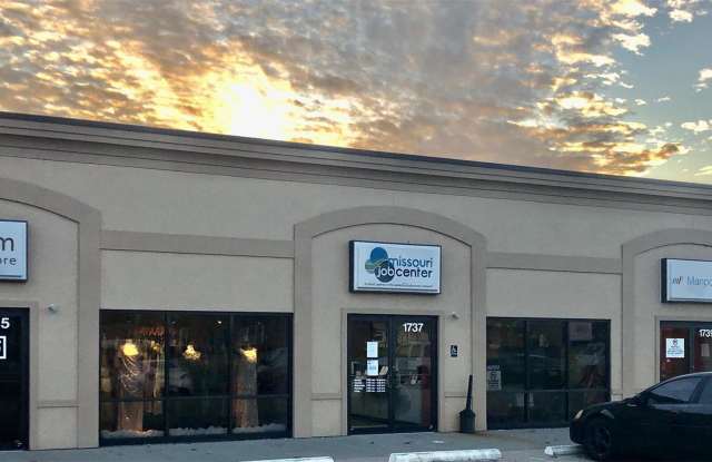 1733 North Kingshighway Gallery 2