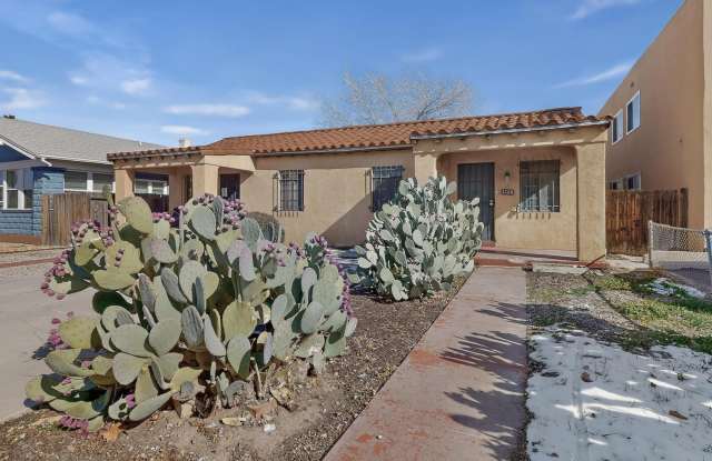 116 Columbia Drive SE unit: A photos photos