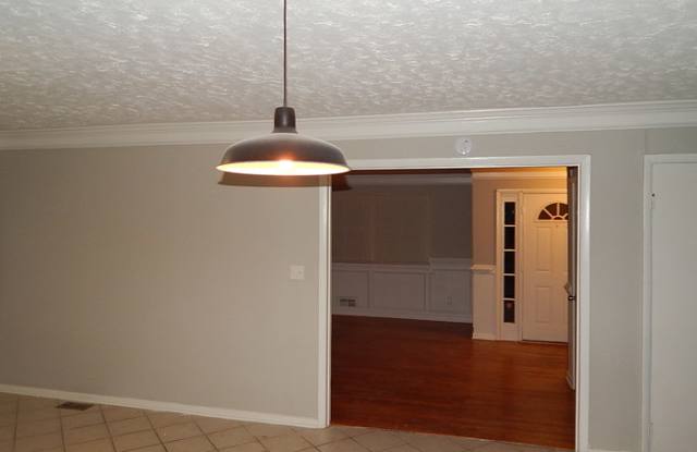 1869 Rollingwood Drive Southeast Gallery 4