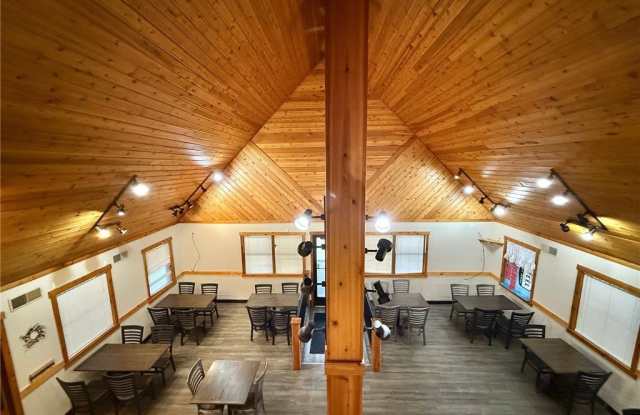 3420 Perry Highway Gallery 4