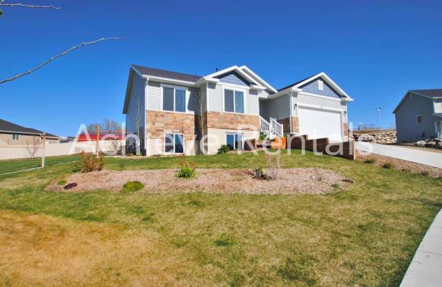 Adventure Meets Everyday Living | Minutes From Hyrum State Park Gallery 1