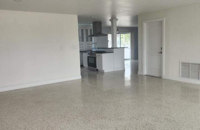 1665 S Shelter Trail Gallery 2