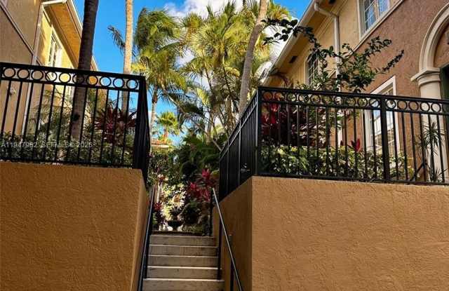 2941 NE 185th St photos photos